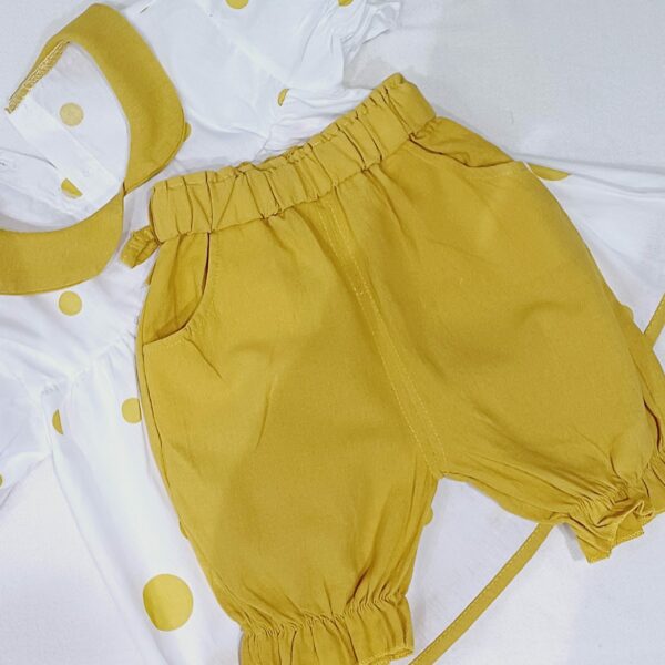 Vêtement fille - Robe à pois avec short bouffant. (2 ans, 2.5 ans) – Image 3