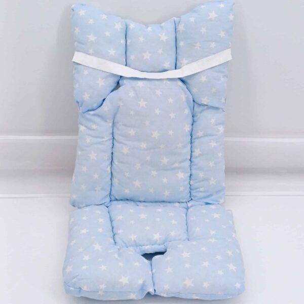 Coussin de confort pour poussette et siège auto avec motif étoiles, anti-transpiration et facile à installer, pour un trajet agréable et sécurisé pour bébé.