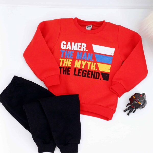 Découvrez l'ensemble garçon "Gamer. The Man. The Myth. The Legend." (5-8 ans) pour l'hiver. Confortable et stylé avec intérieur molletonné. Boutique pour enfants en Belgique.