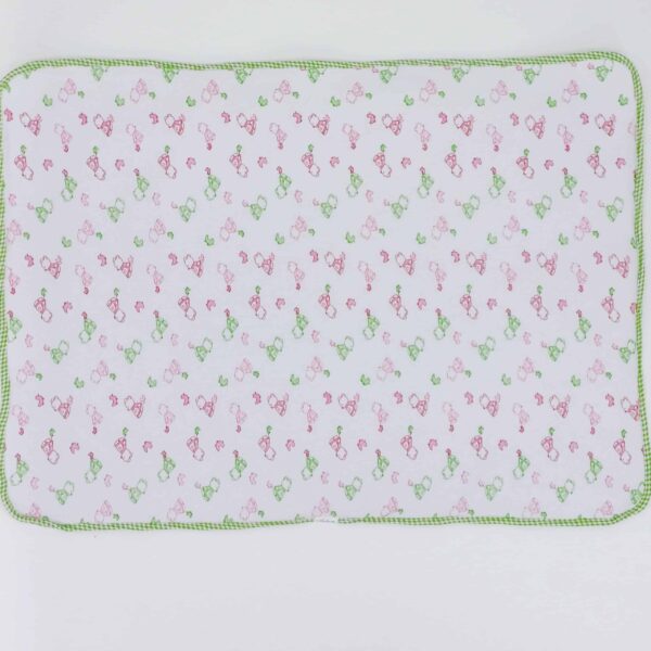 Protège-matelas bébé imperméable de 50x32 cm, en coton doux. Idéal pour protéger la literie en cas d'accidents.